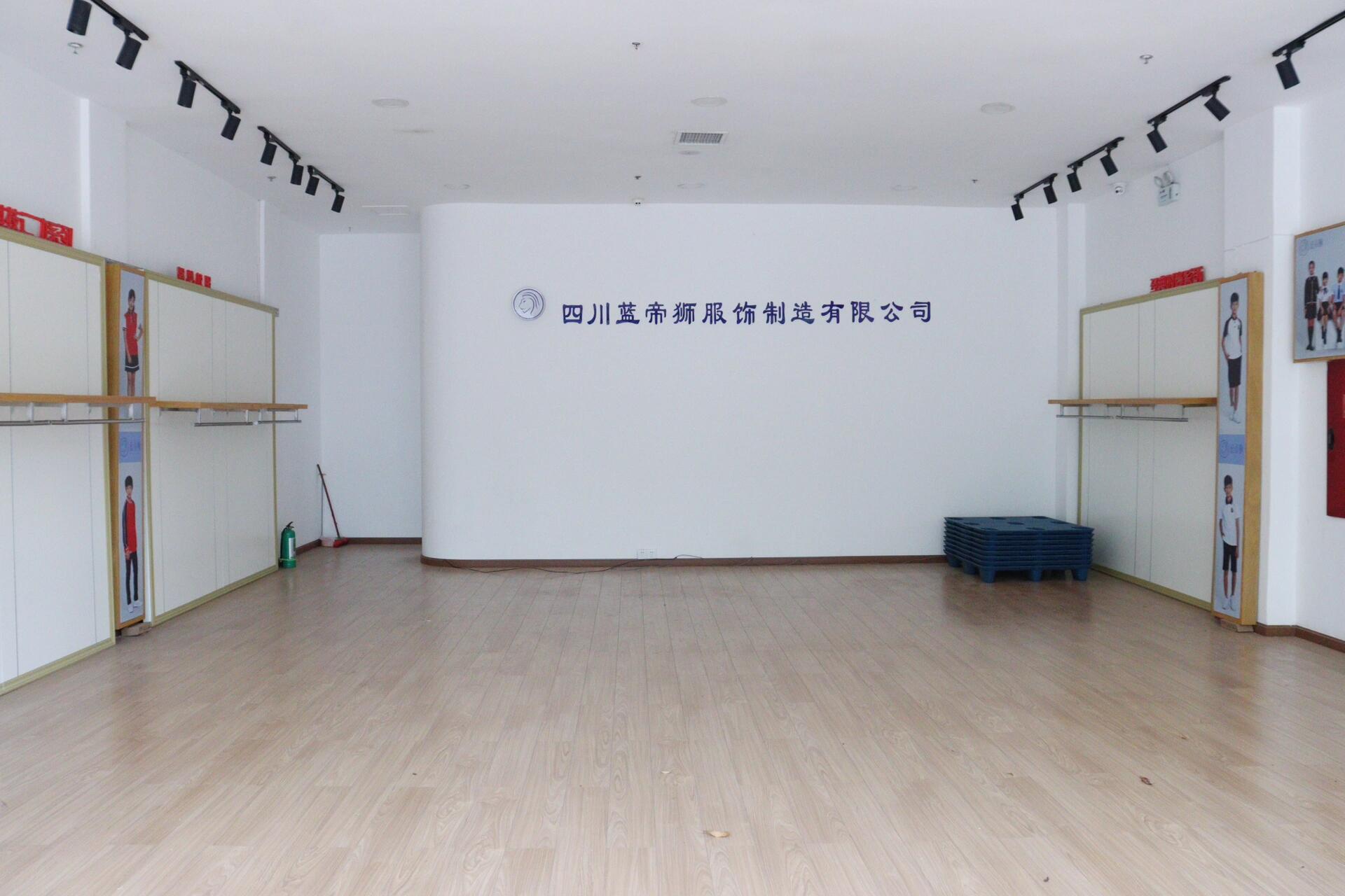 938fc36c414cc7c1115e88eea8c63ebb.jpg